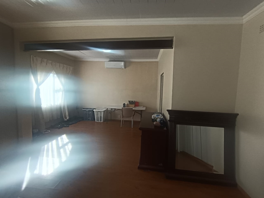 3 Bedroom Property for Sale in Carters Glen Northern Cape